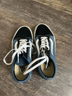 Vans Old Skool Sneakers in Blue, Black and White